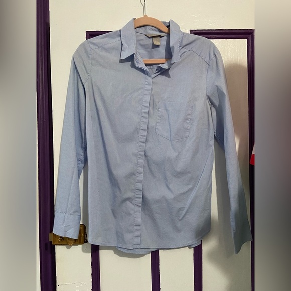 H&M Light Blue Button Down Dress Shirt Size 10 - Picture 1 of 3